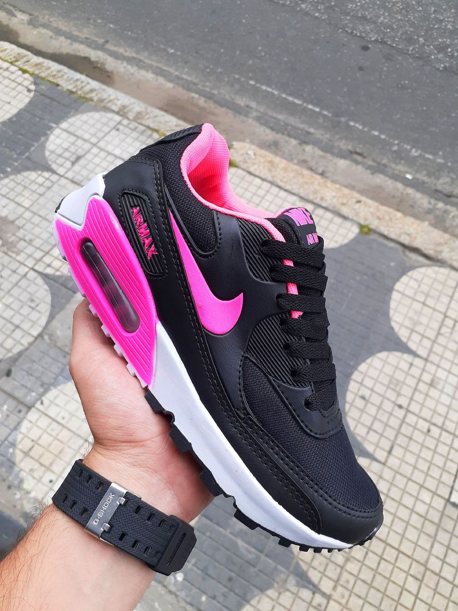 tênis nike rosa e preto