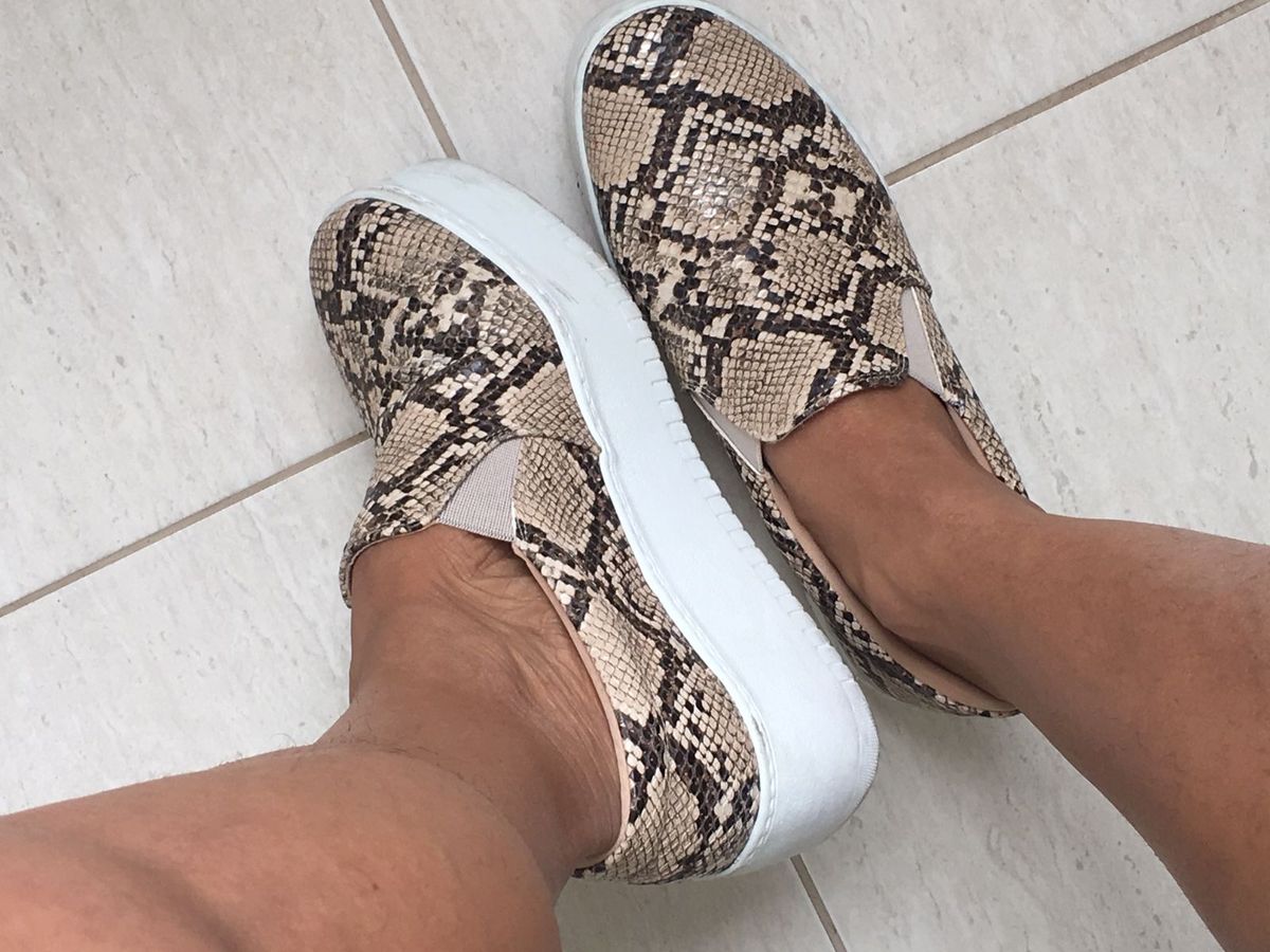 slip on caixa alta santa lolla