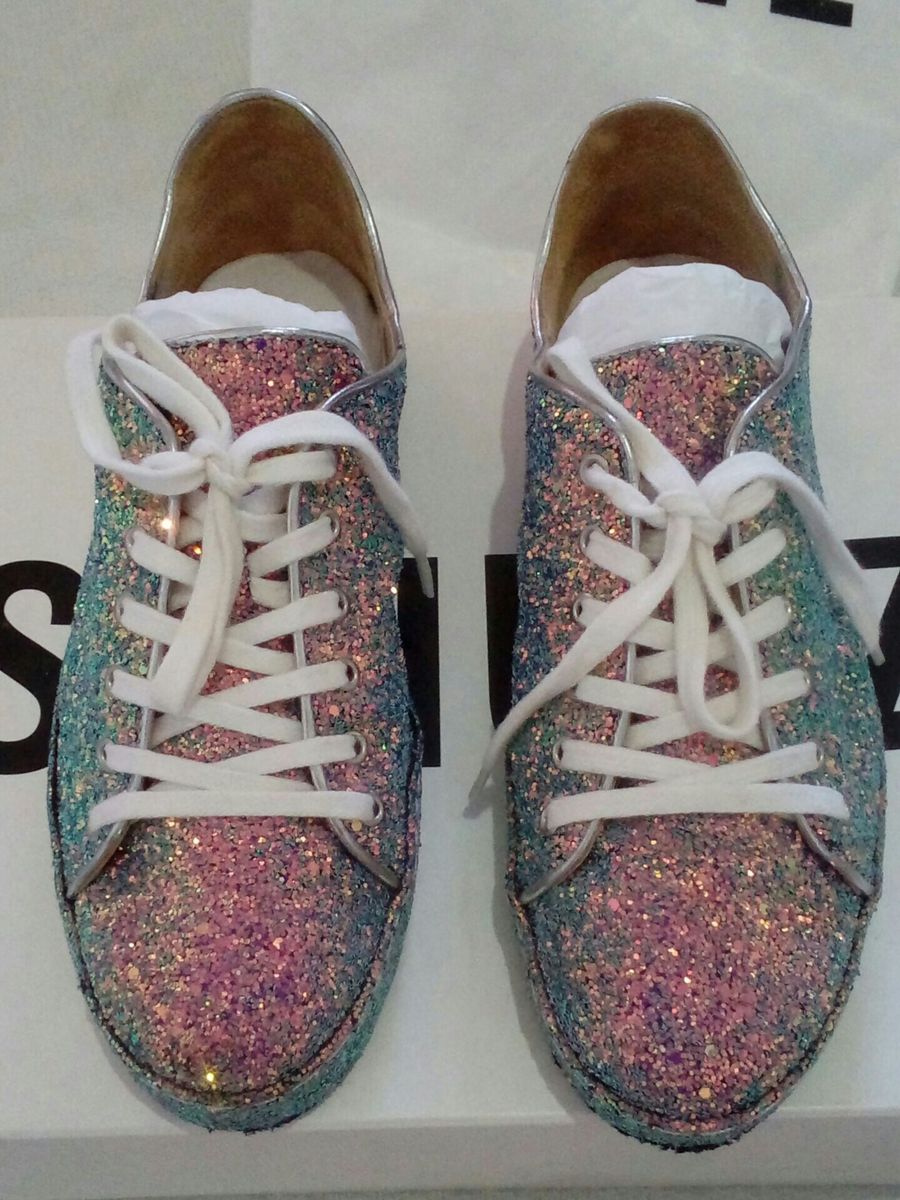 customizar tenis com glitter