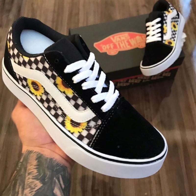 tenis feminino vans florido