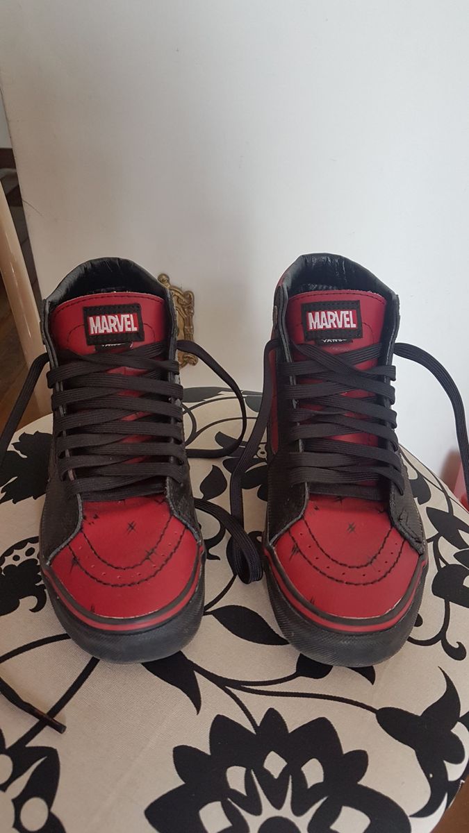 tenis vans marvel deadpool