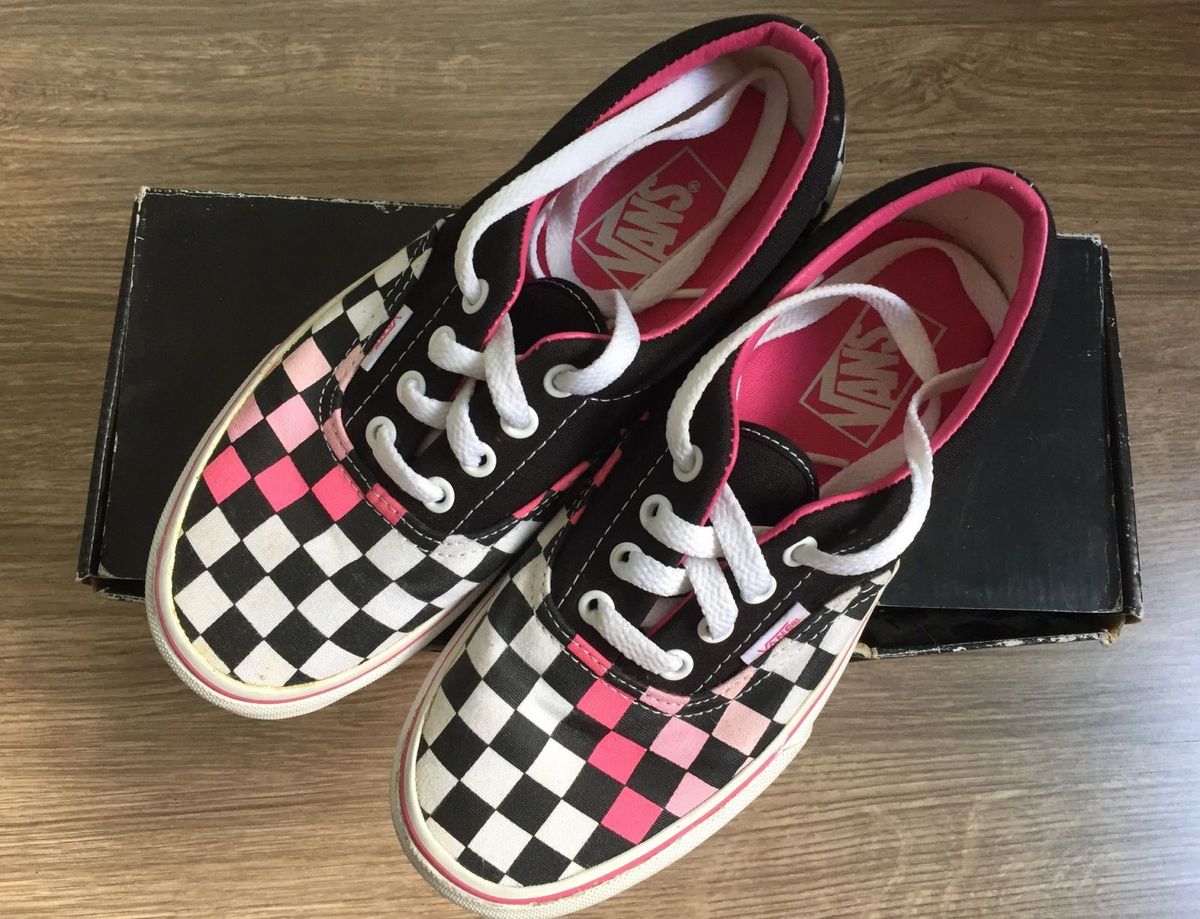 tenis vans xadrez rosa