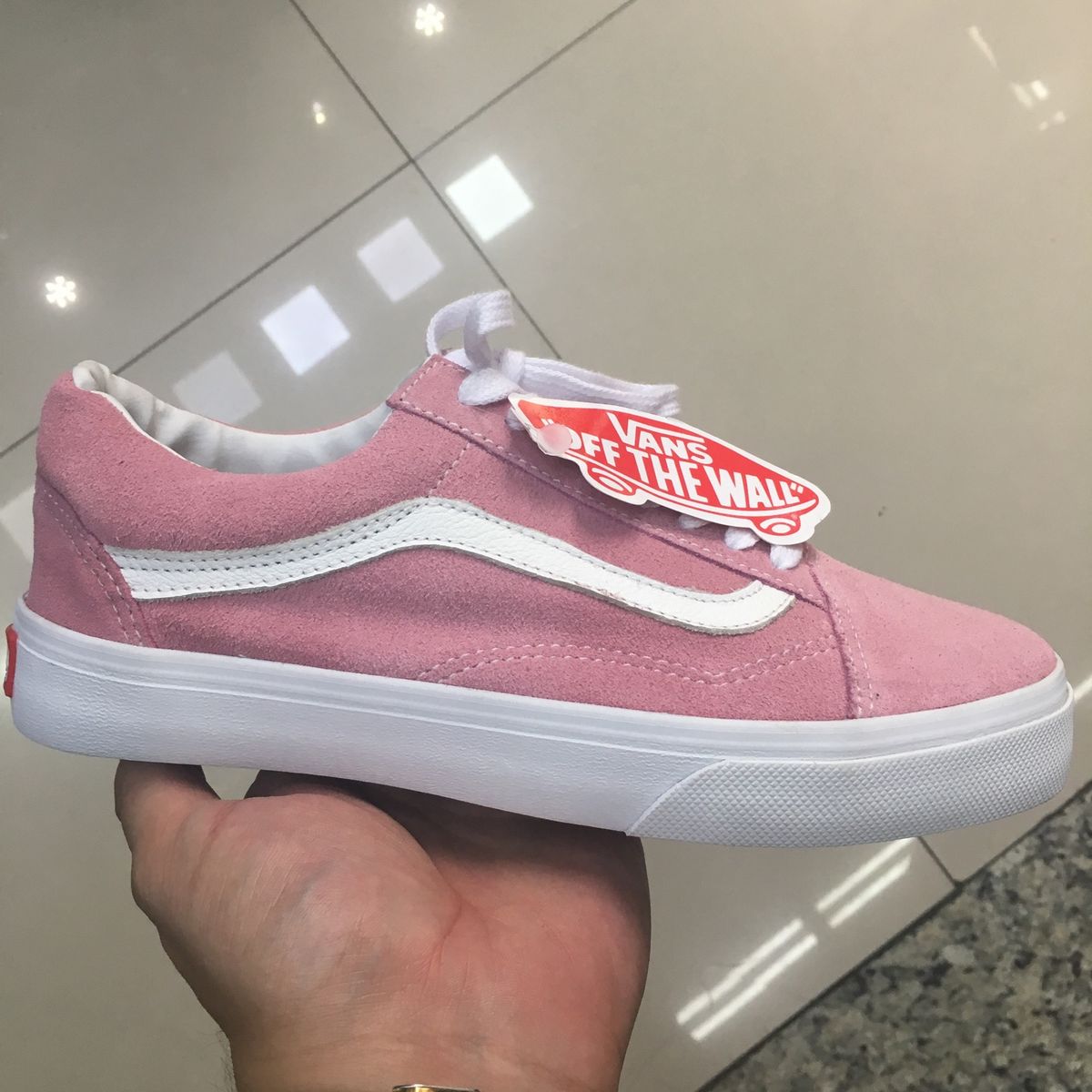 tenis vans old skool com rosas