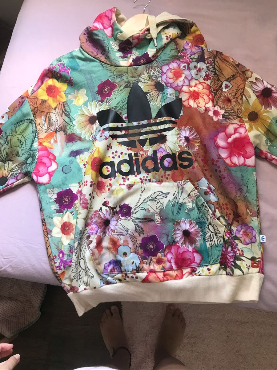 moletom florido adidas