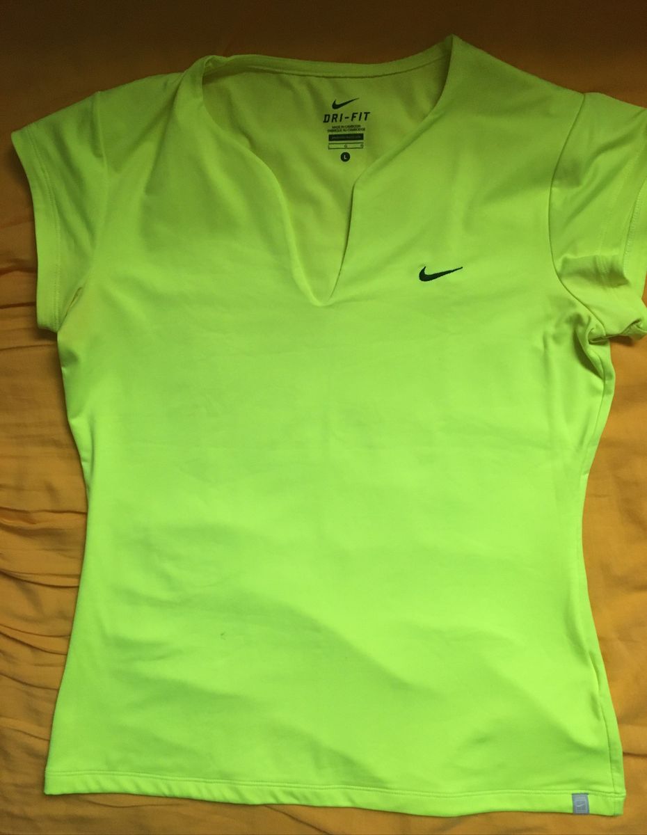 nike verde limao feminino