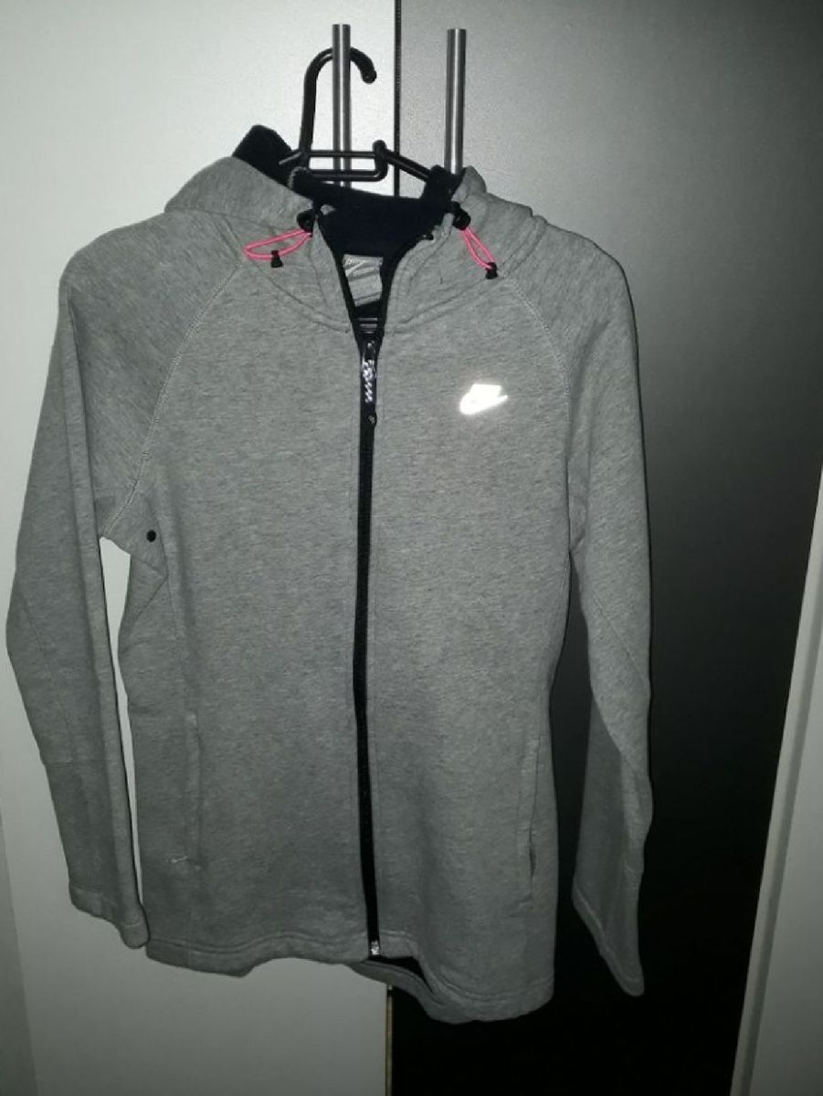 blusa da nike refletiva