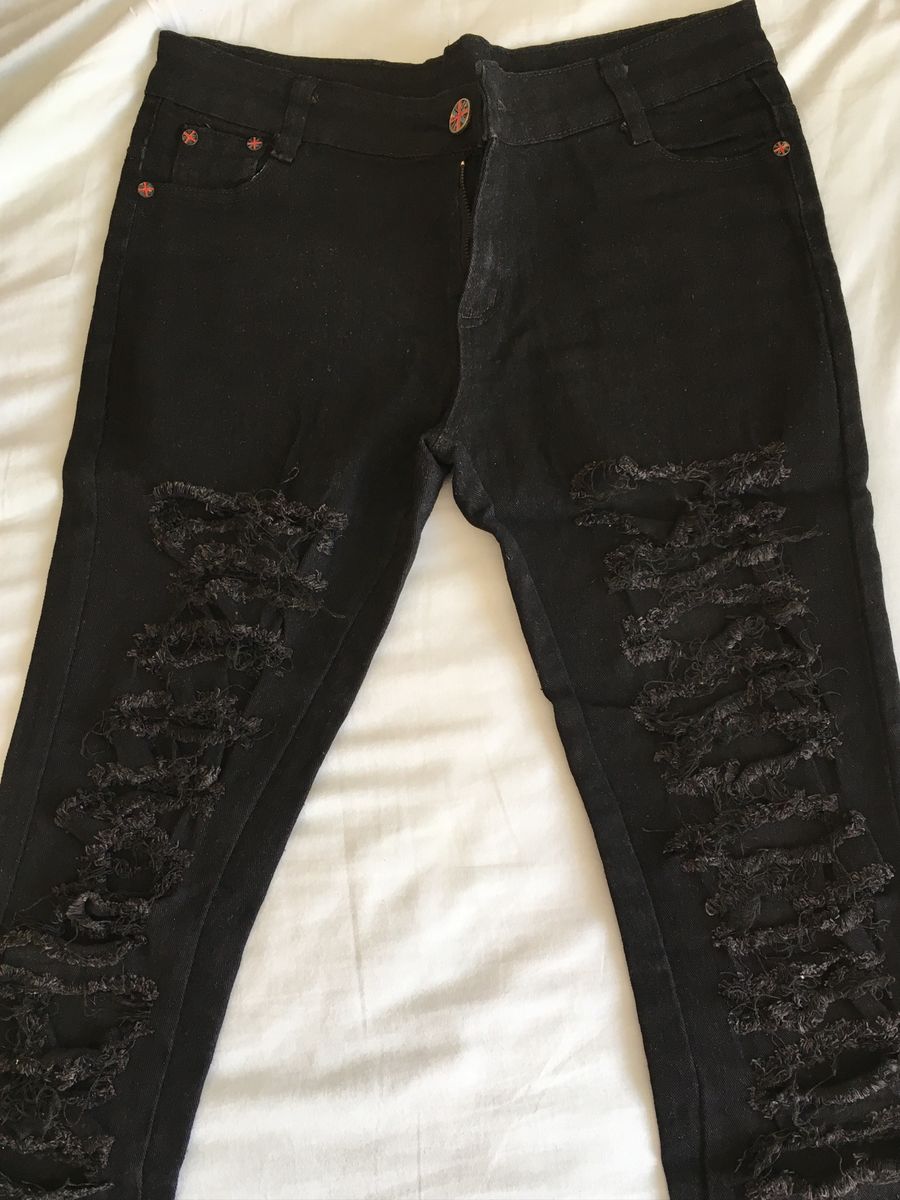 calça jeans feminina com rasgos