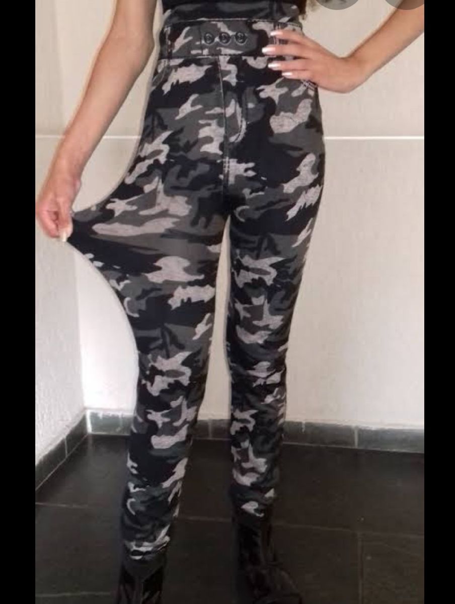 legging camuflada adidas
