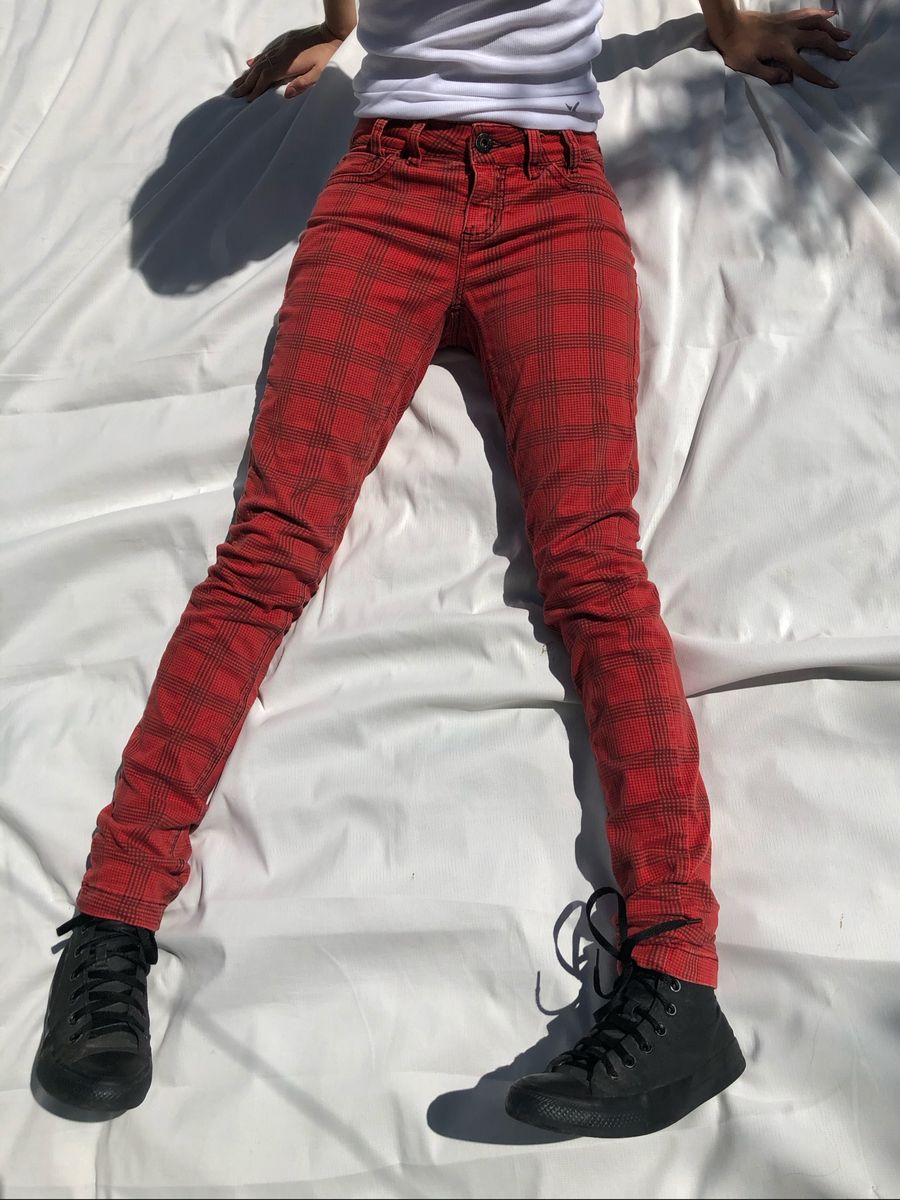 calça jeans xadrez feminina