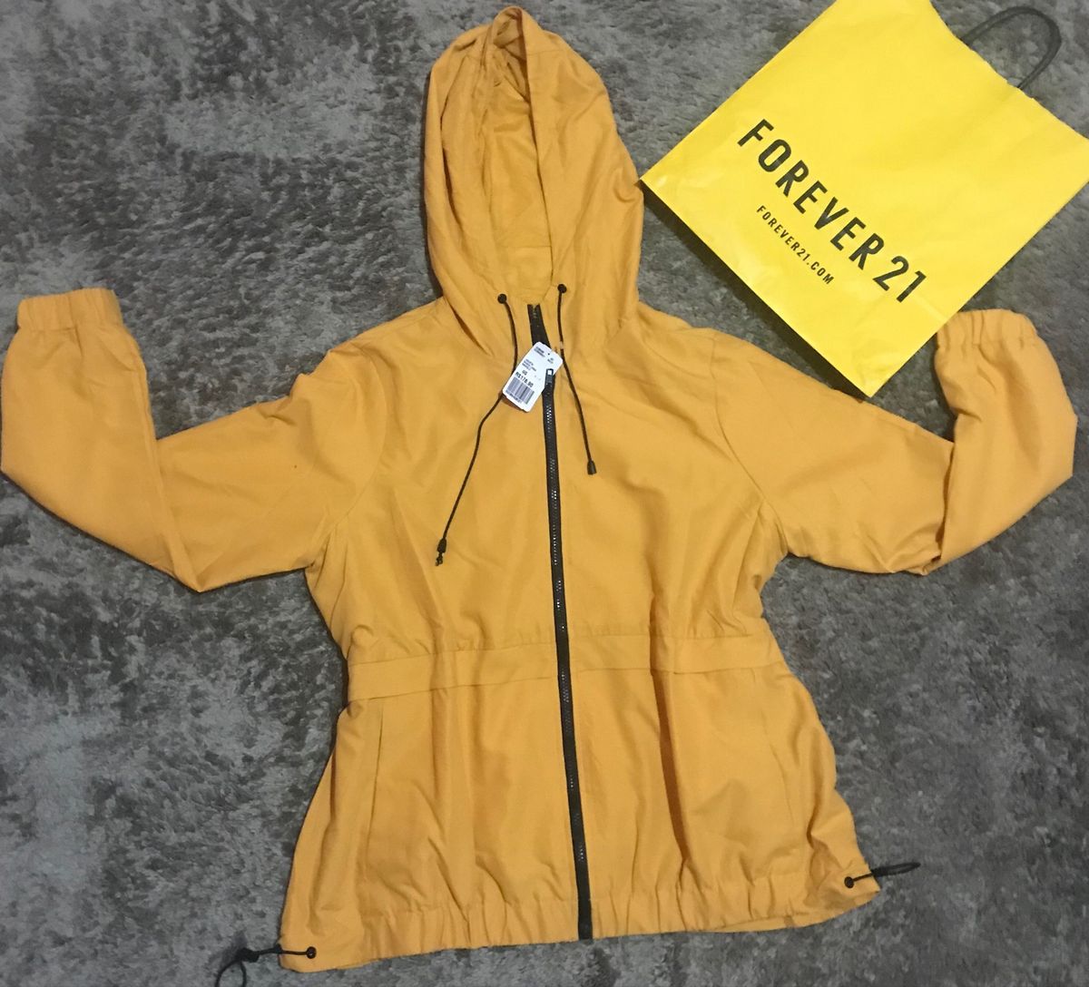 jaqueta refletiva forever 21