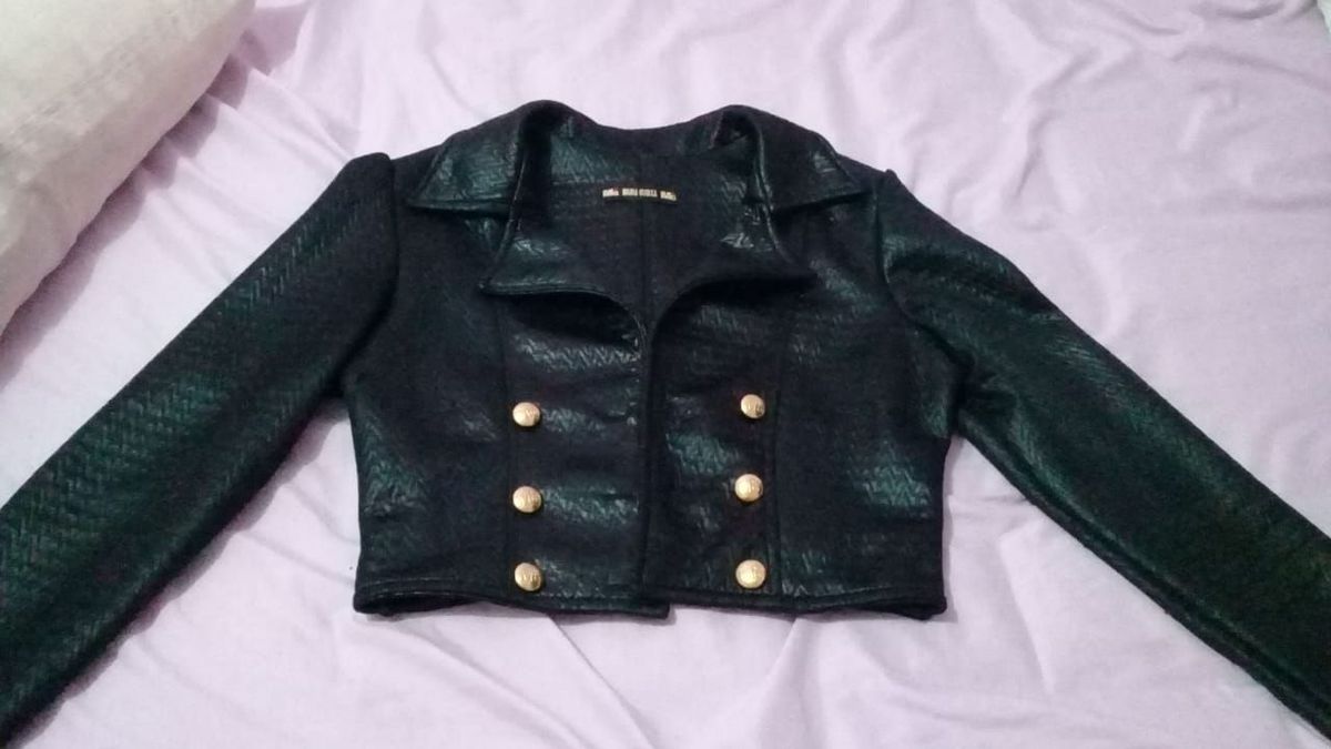 jaqueta curta preta