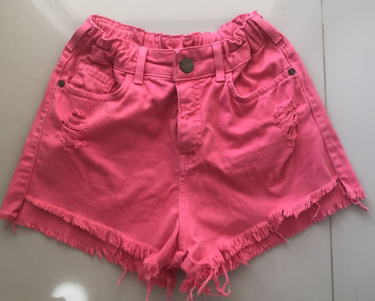 pink short jeans
