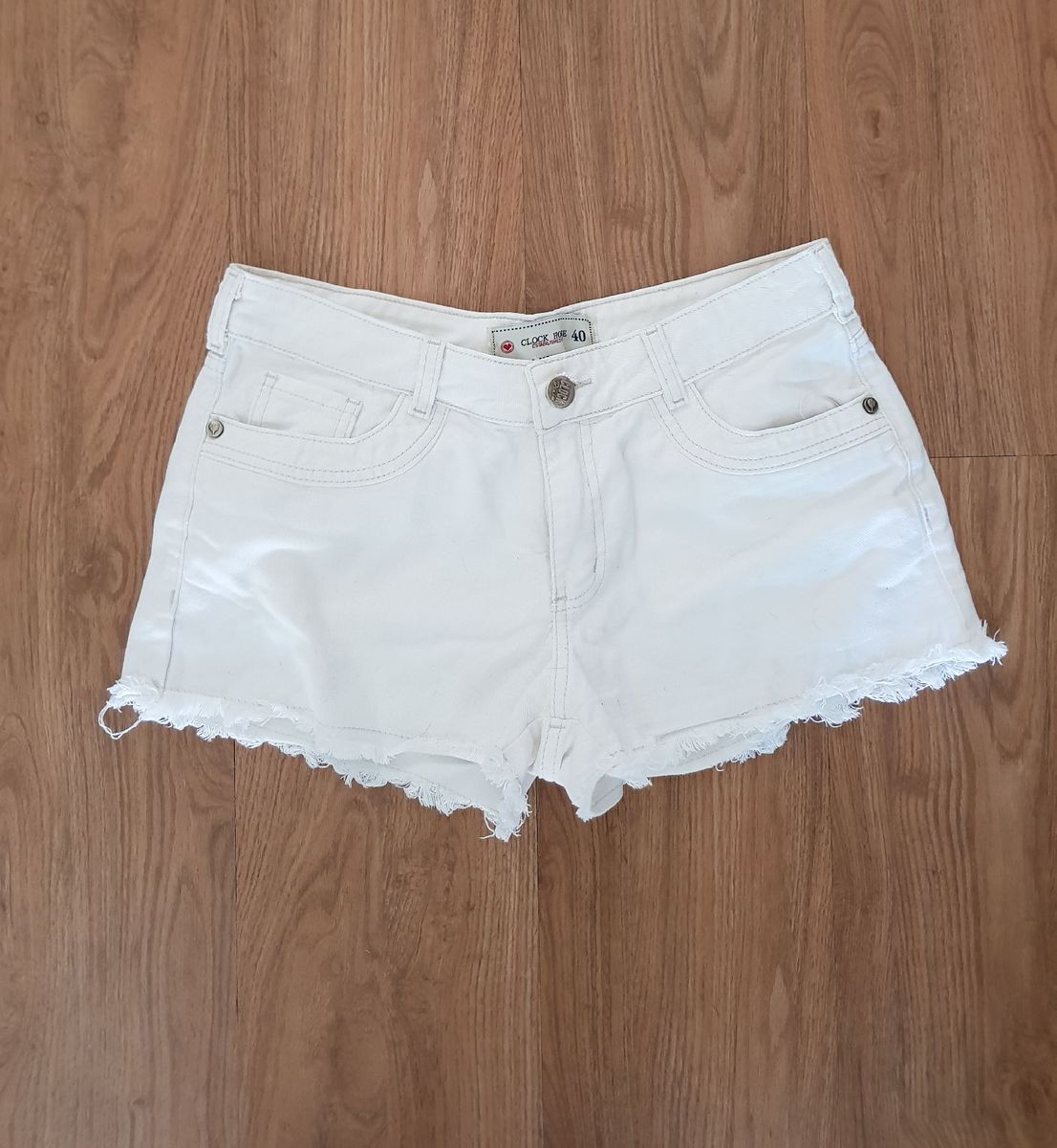 short branco jeans feminino