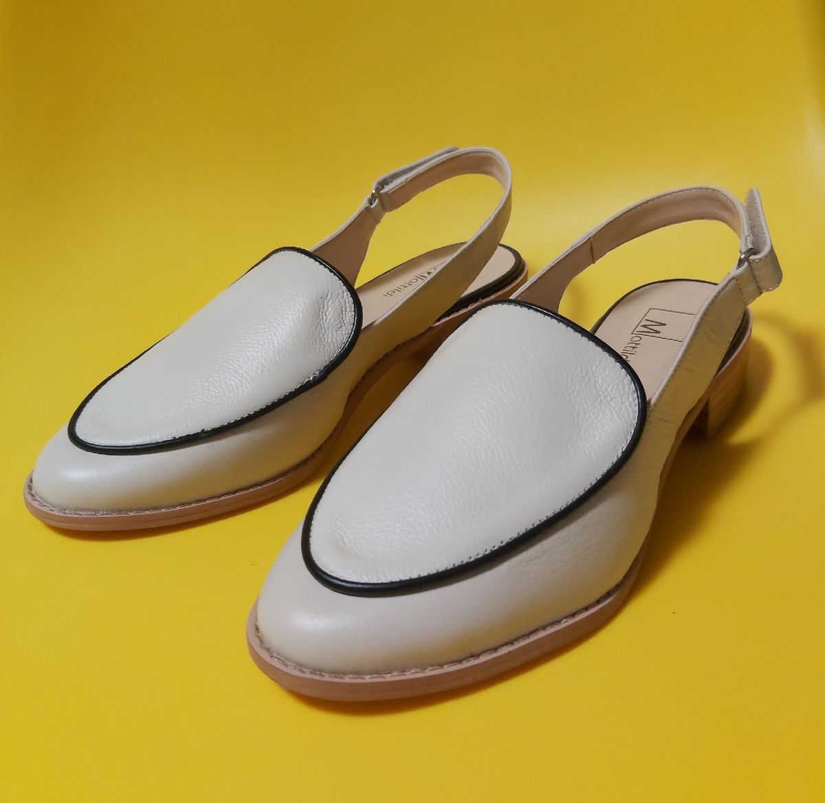 mocassim feminino aberto atras