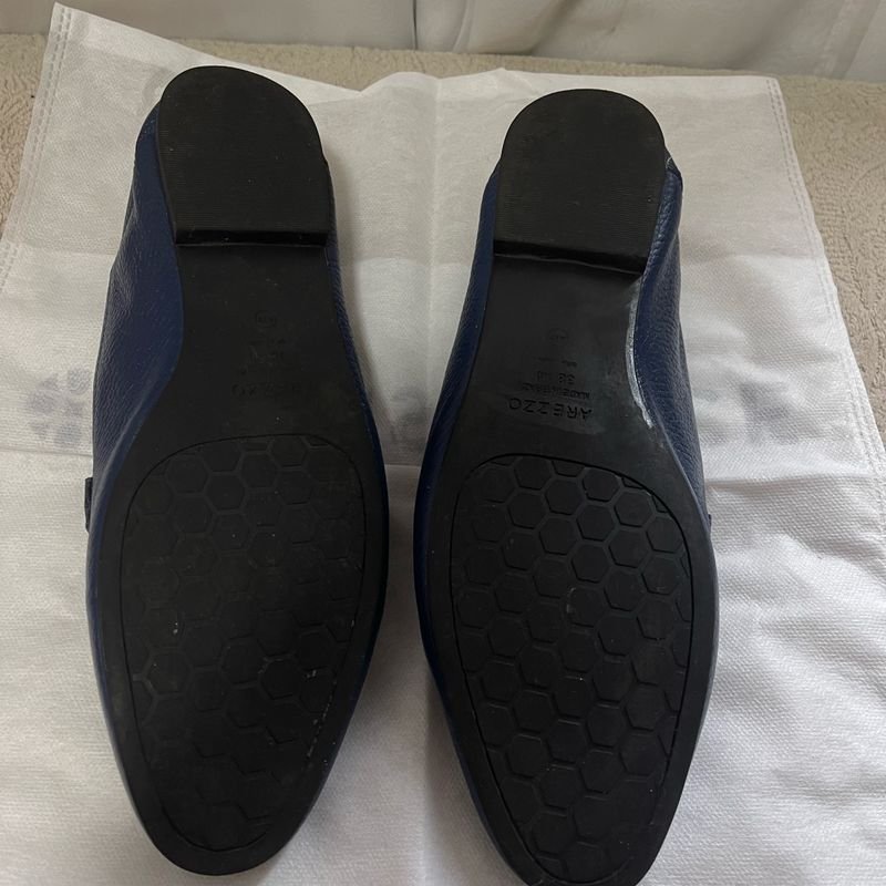 Mocassim de Couro Azul Marinho Arezzo Sapato Feminino Arezzo Usado 96077167 enjoei