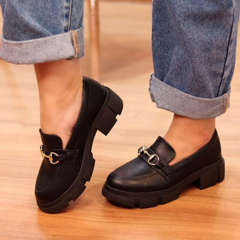 Mocassim Preto Feminino da Moda Coerente Tratorada | Sapato Feminino Mc  Sonhos Nunca Usado 91728613 | enjoei