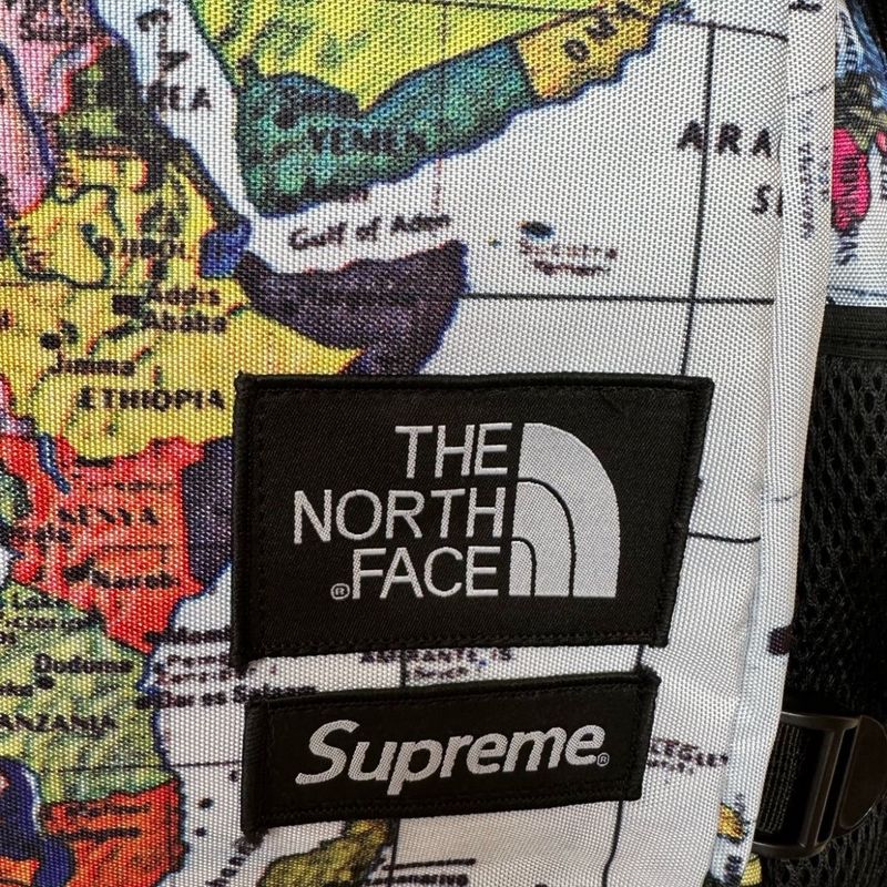 Mochila de Expedição Supreme The North Face 14 Ss World Map | The