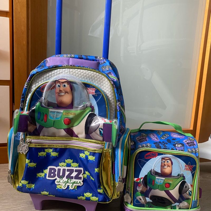 Mochila de Rodinha e Lancheira Buzz Lightyear Mochila Feminina Baggagio Usado 95772999 enjoei