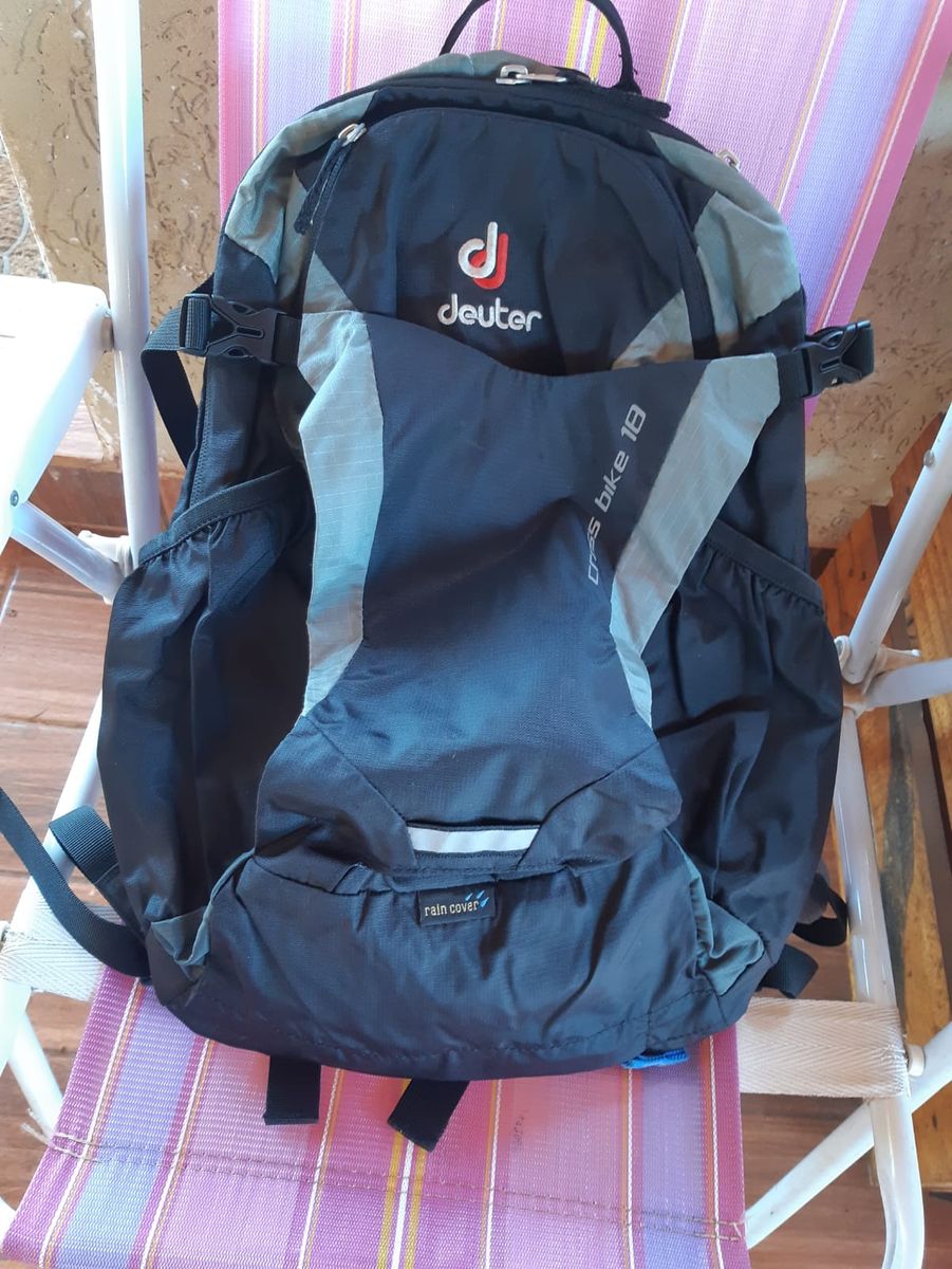 Mochila Ciclismo Deuter Flyt 18 SL Feminina Com Protetor