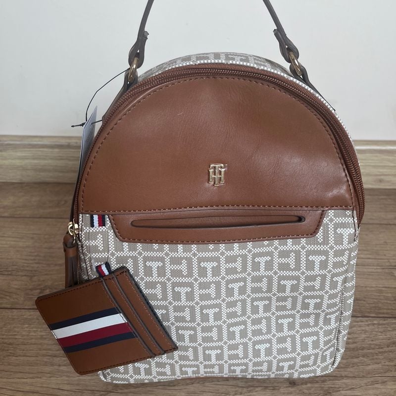 Mochila best sale feminina tommy