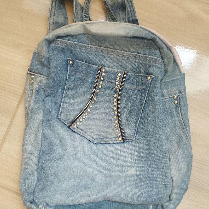 Mochila jeans hot sale pequena