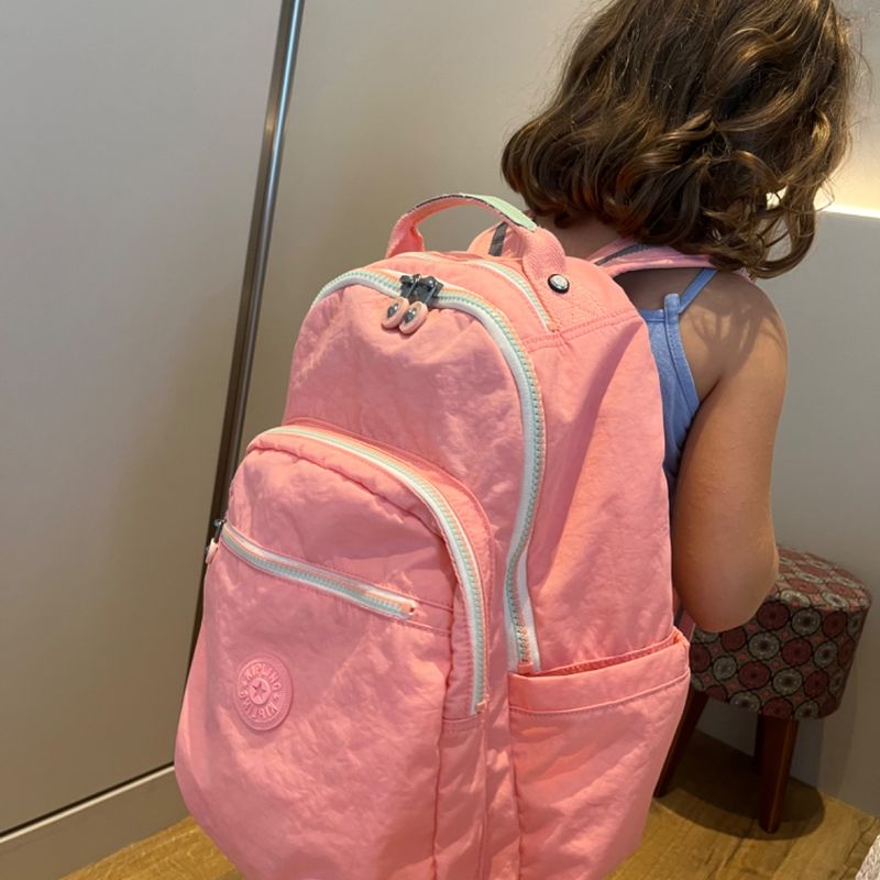 Mochila Kipling Live Light Rosa Chiclete com Detalhes Verde Agua Mochila Feminina Kipling Usado 94122113 enjoei