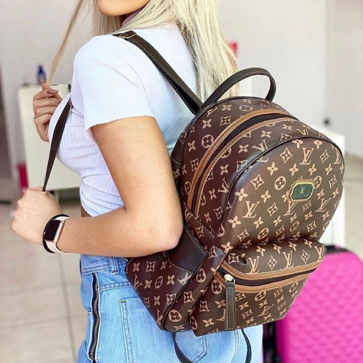 Lindas mochilas 🎒 de la marca Louis Vuitton 😍 WhatsApp 📲73663122