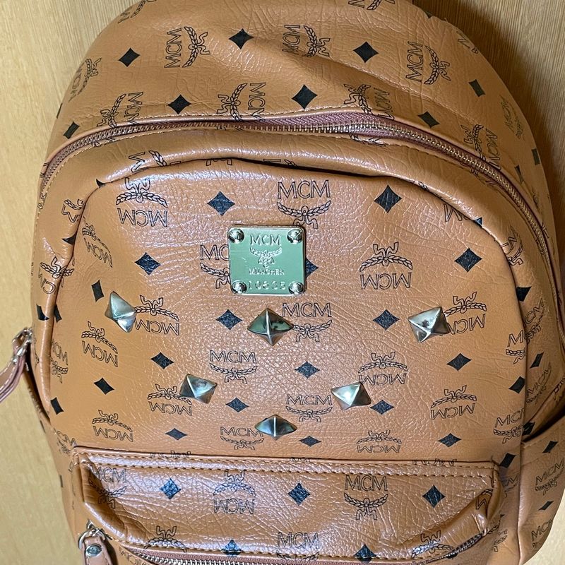 Mochila best sale mcm replica