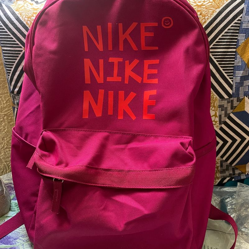 Mochila da hotsell nike feminina original