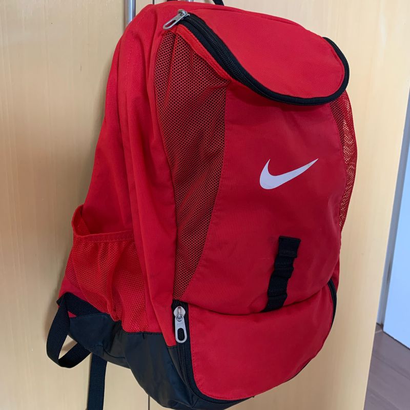 Mochila nike hotsell team swoosh