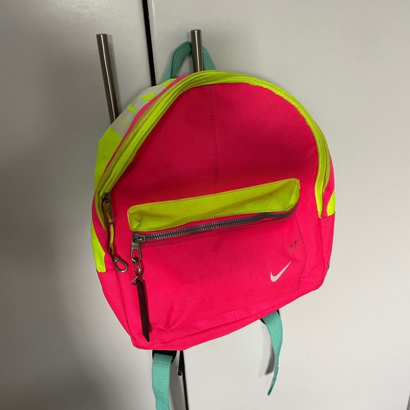 Mochila nike hot sale feminina vermelha