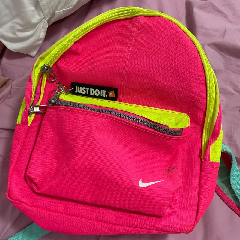 Nike sales rosa mochila