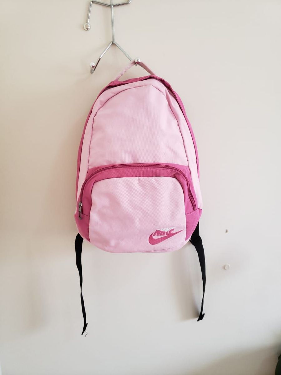 mochila feminina nike rosa