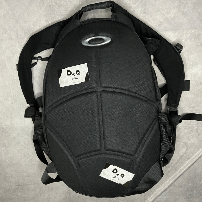 Oakley Icon Backpack 3.0 廃版 リュック Oakley Icon Backpack 3.0 廃版 リュック Oakley Icon Backpack