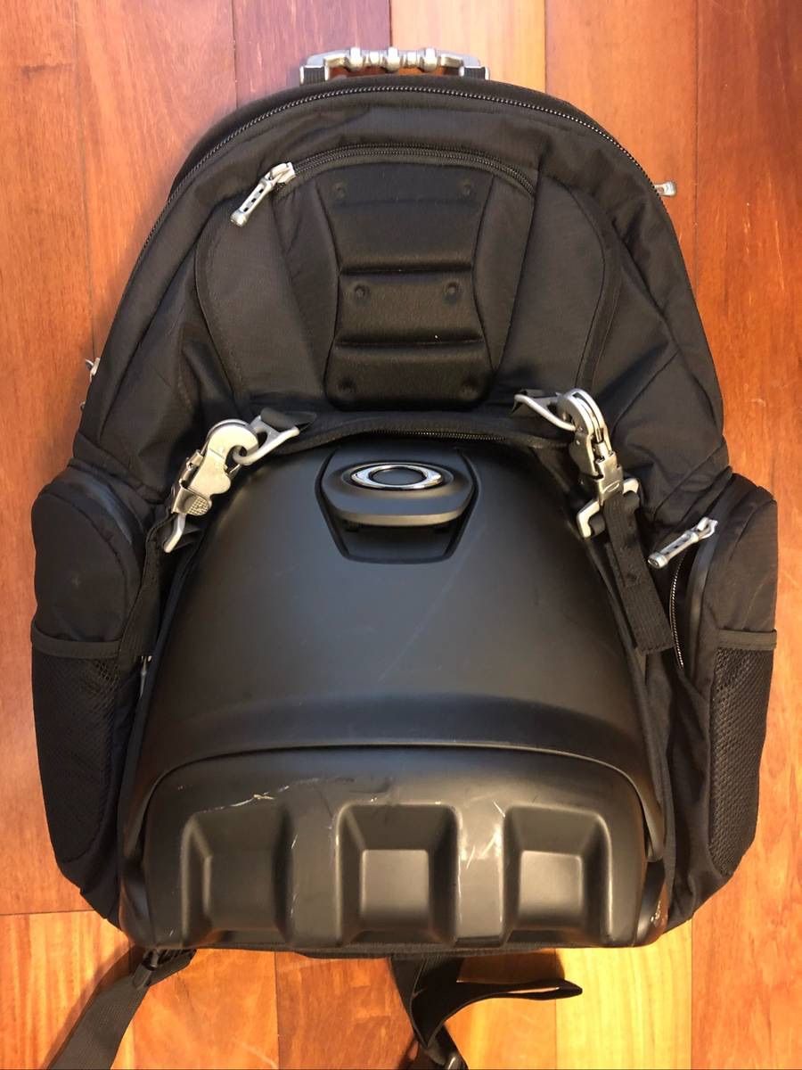oakley lunch box backpack for sale