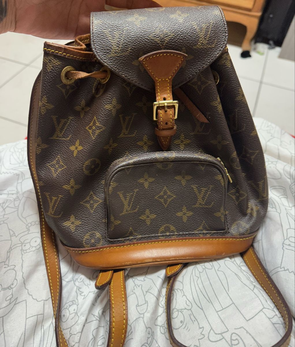 Mochila Preta Louis Vuitton | Bolsa Masculina Louis Vuitton Nunca Usado  89913915 | enjoei