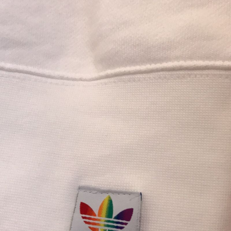 Moletom best sale pride adidas