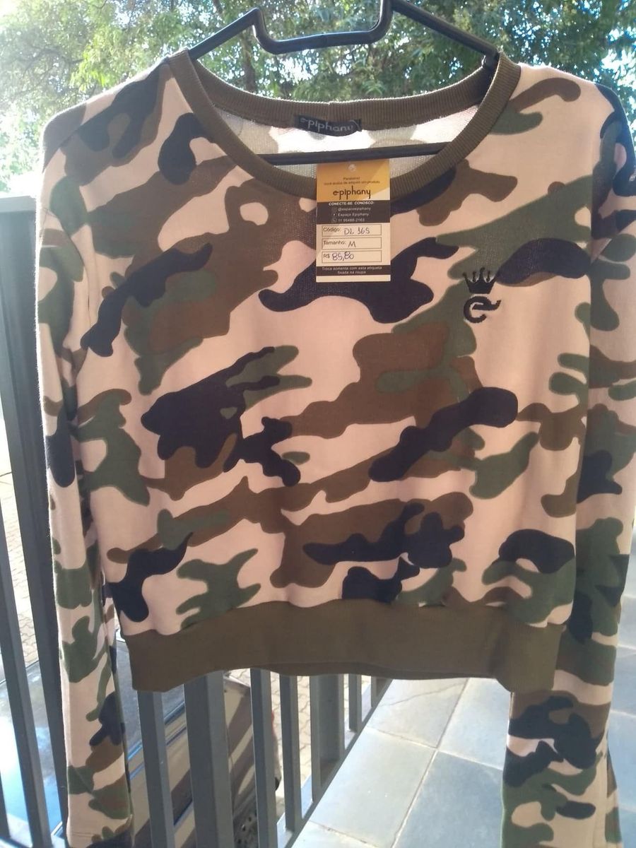 moletom cropped camuflado