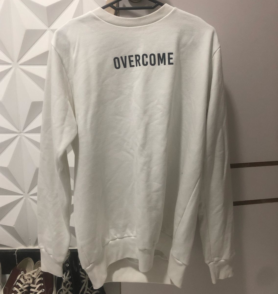 Moletom overcome hot sale branco