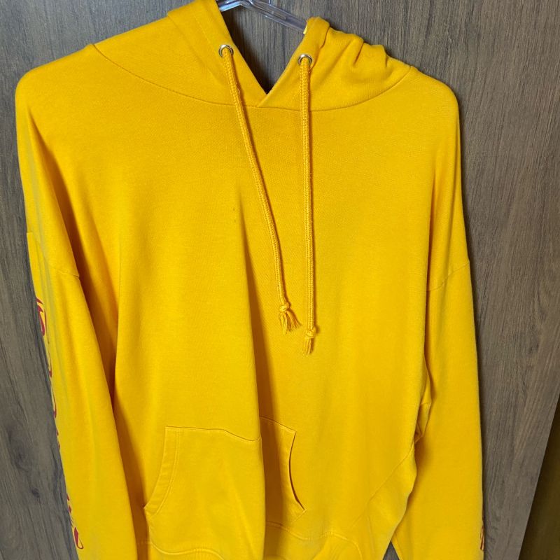 Moletom amarelo best sale forever 21