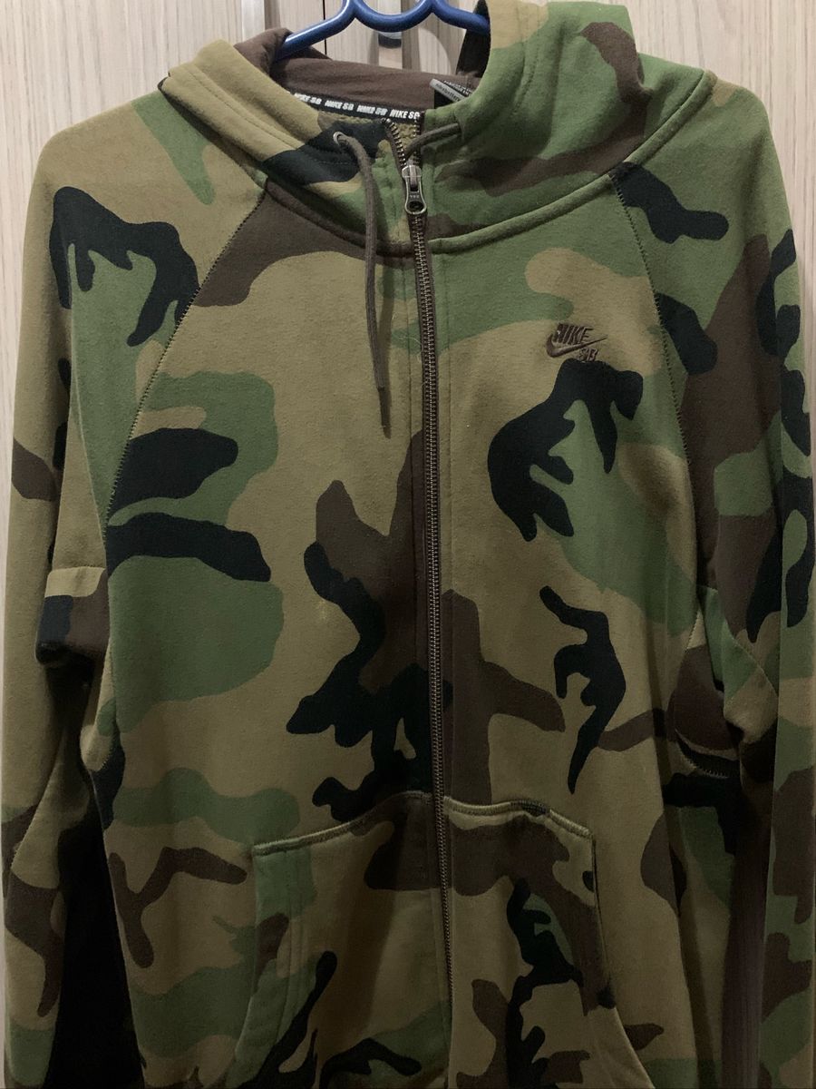 moletom nike camuflado centauro