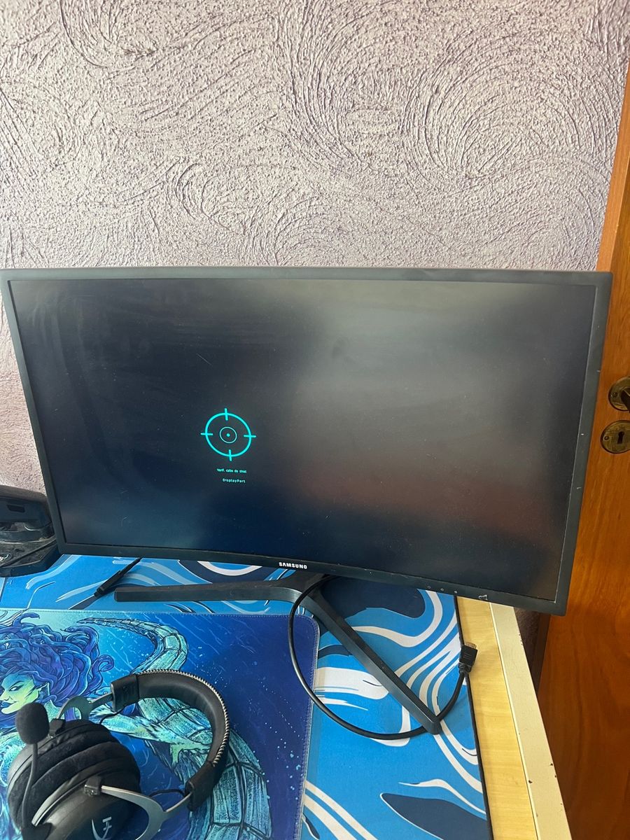 Monitor 144hz 27 Pol Curvo Samsung Gamer Computador Desktop Samsung Usado 84565393 enjoei