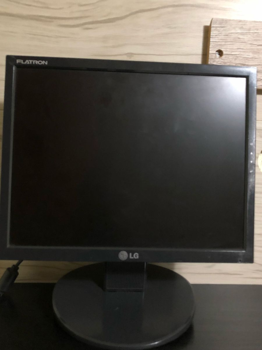 Monitor Lcd - Lg | Computador Desktop Lg Usado 26457232 | enjoei