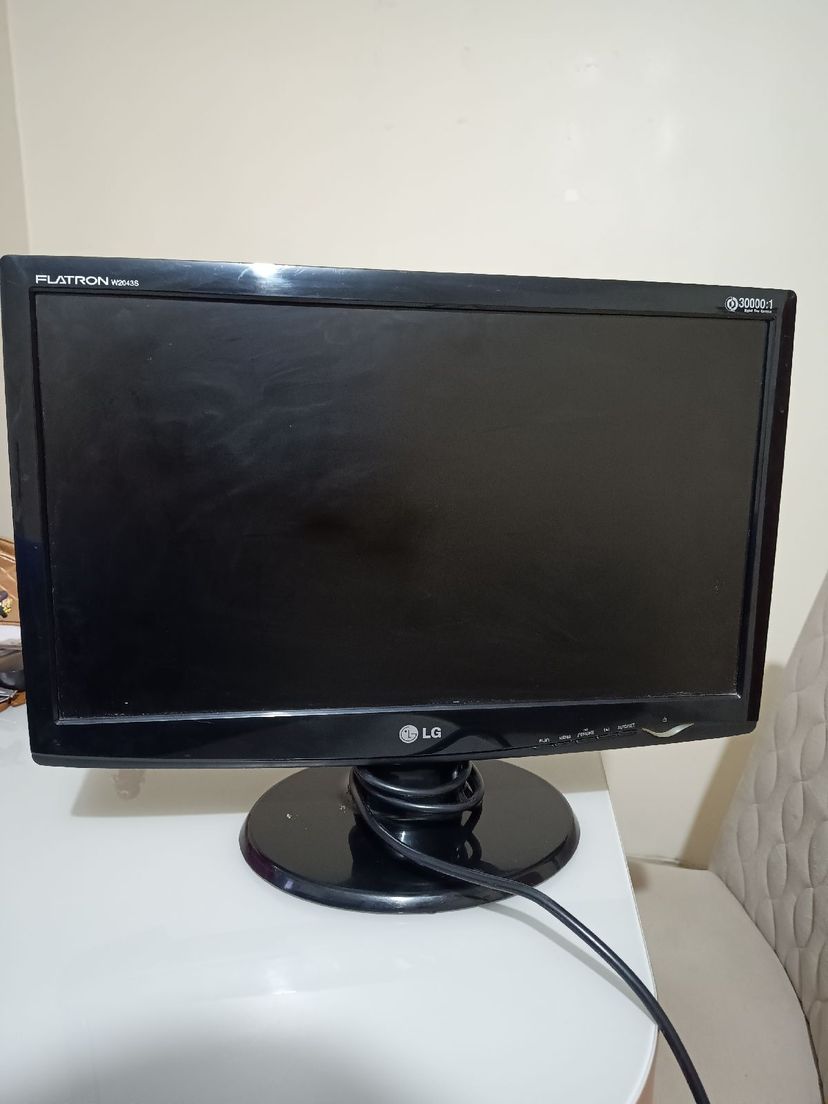 Monitor Lg 18 Pol Lcd | Computador Desktop Lg Usado 101601036 | enjoei