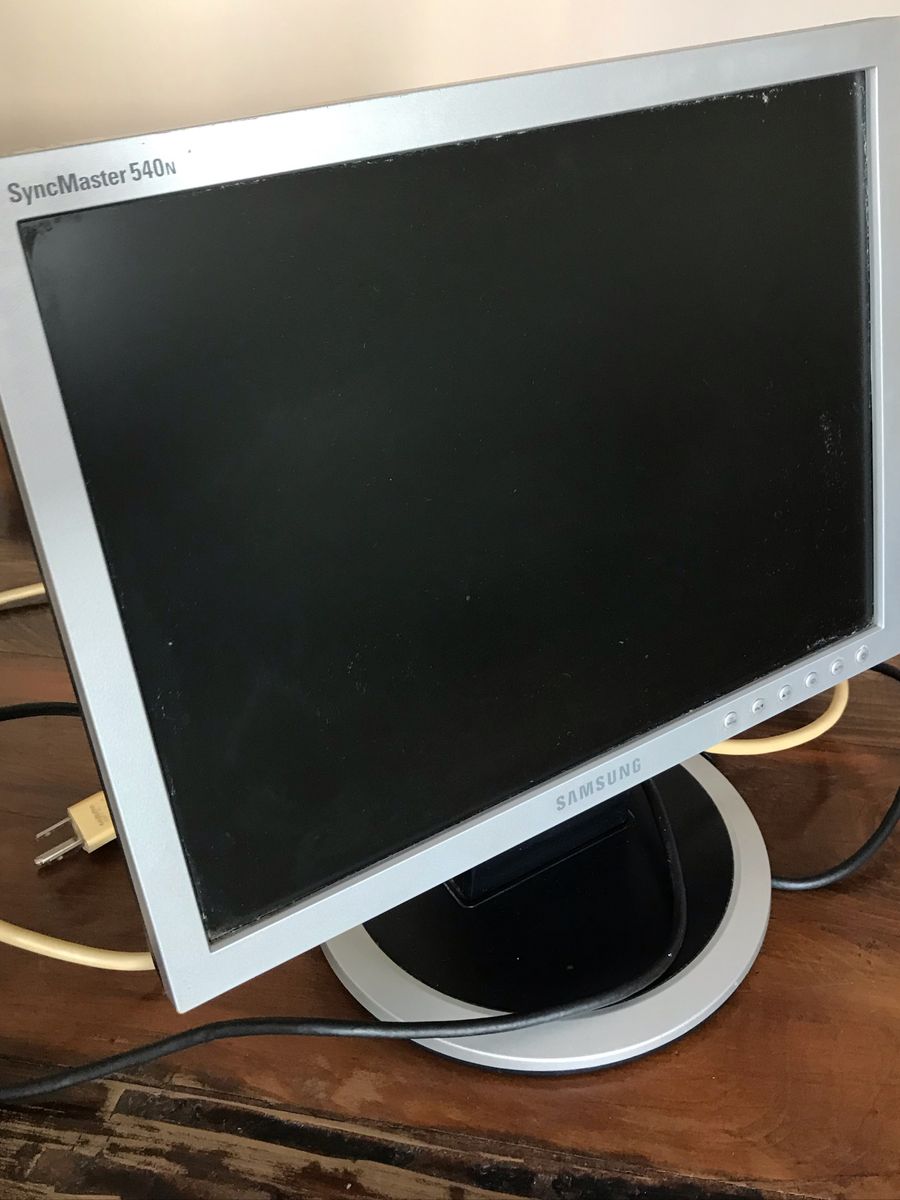 Monitor Samsung Usado Funcionando Perfeitamente Modelo Ver Ultima Foto
