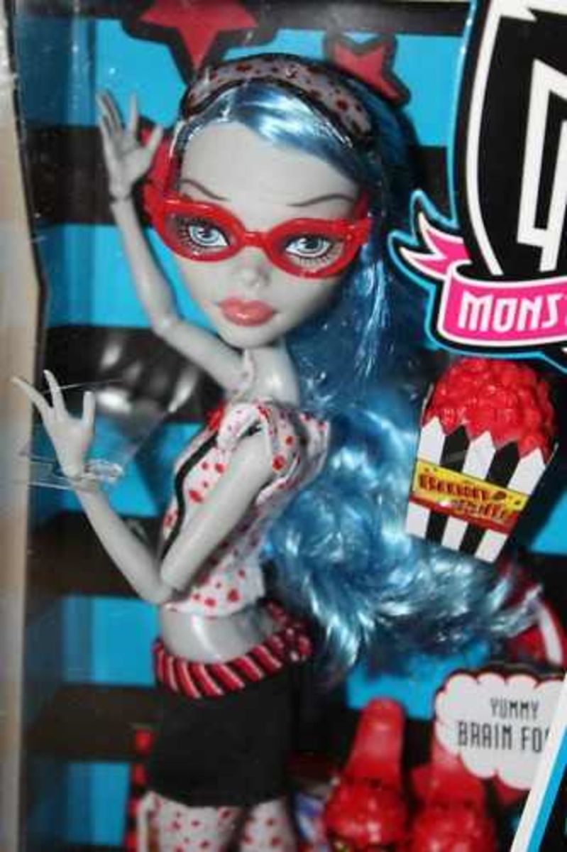 Monster High Ghoulia G1 | Brinquedo Monster High Usado 83729802 | enjoei