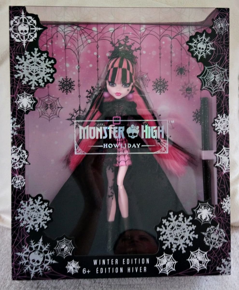 Monster High Howliday Winter Edition boneca Draculaura coleção de