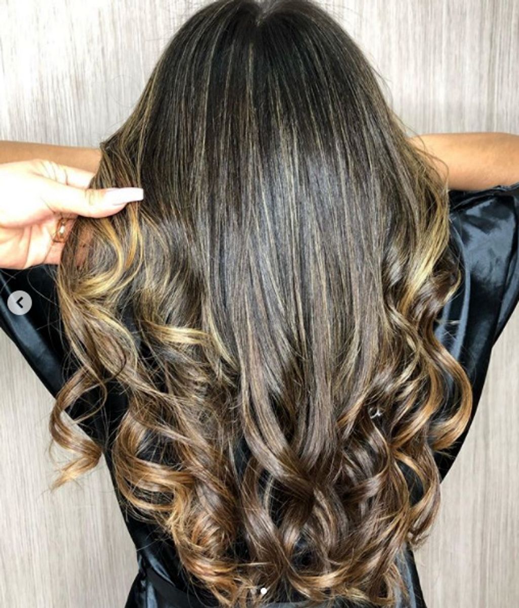 Loiro iluminado: 50 fotos e passo a passo para um cabelo nesse