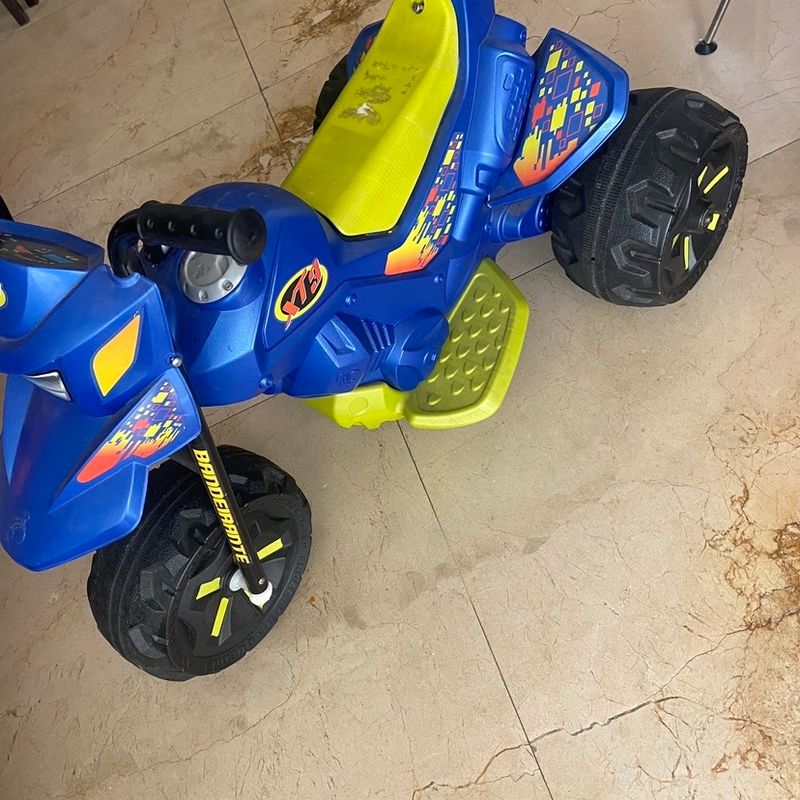 Moto Elétrica Infantil Feminina Brinquedo - Bandeirantes, Item Infantil  Bandeirante Usado 85289557