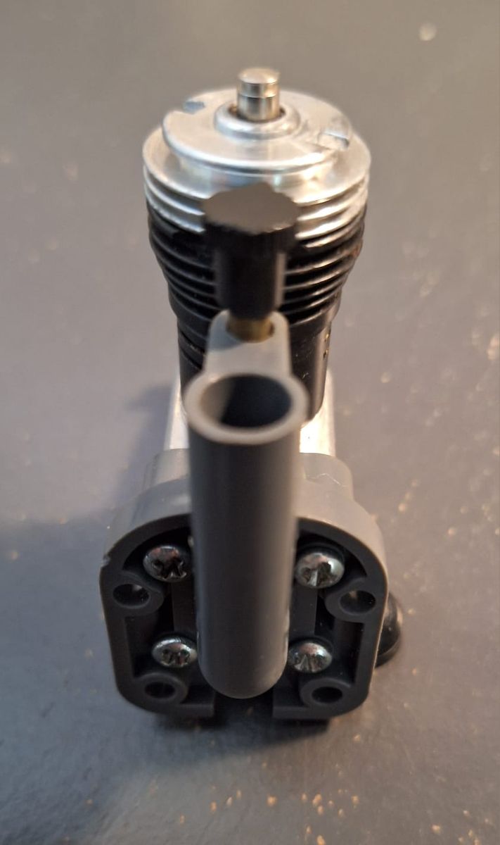 Motore Cox .049 Elica 5x3 Per Motori Modellismo Cox .049 E .051 - Per Aerei Ad Aeromodellismo A Nitro Motore Cox Modellismo - Foto 10